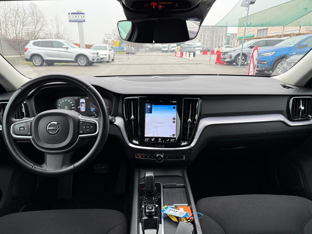 Volvo V60 B4 2.0 197 CV Geartronic Momentum Business Pro