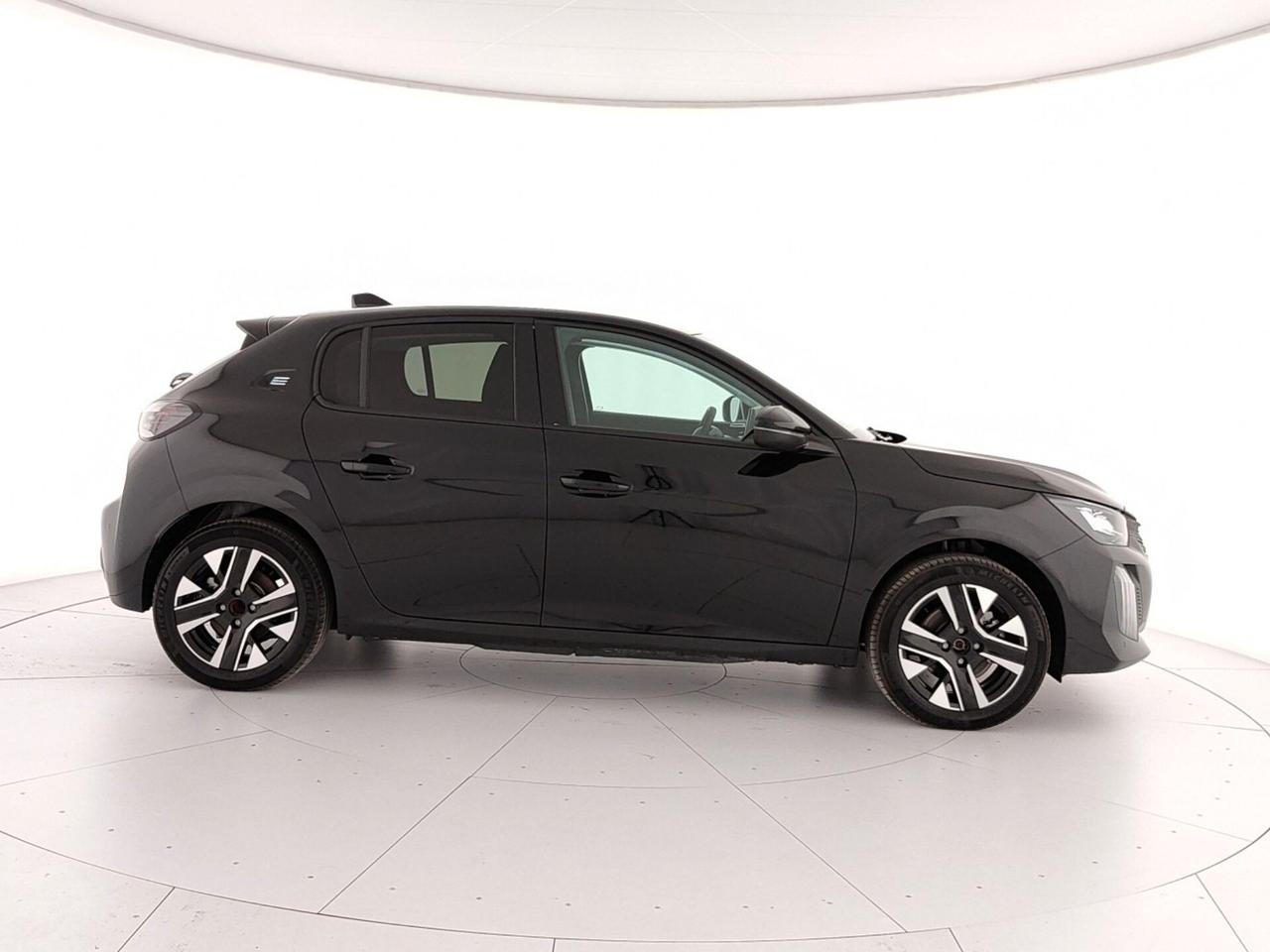 Peugeot 208 motore elettrico 136 CV 5 porte Allure