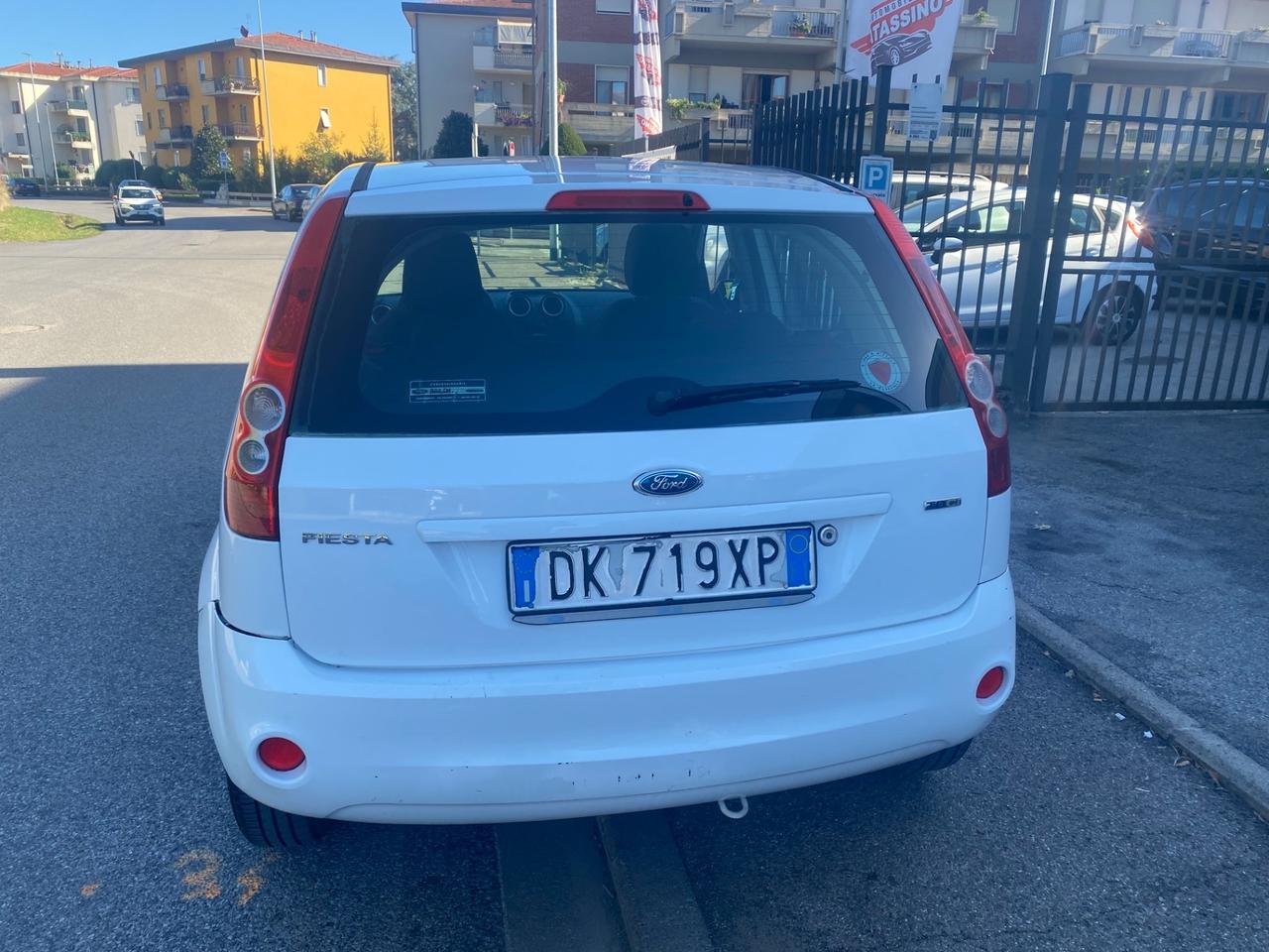 Ford Fiesta 1.4 TDCi 5p. Ghia