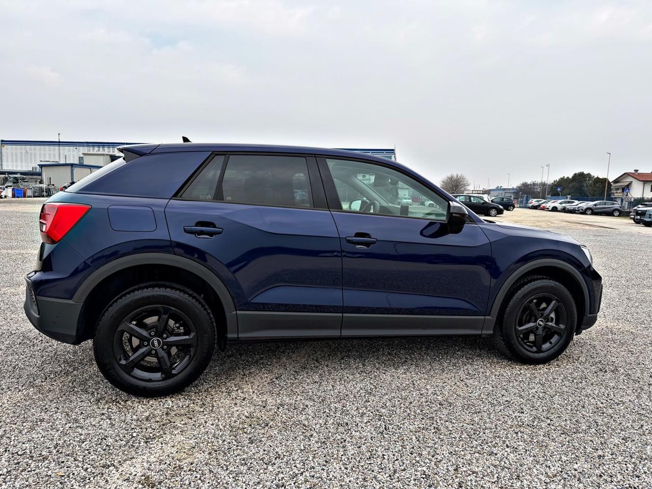 Audi Q2 35 TDI quattro S tronic Identity Black