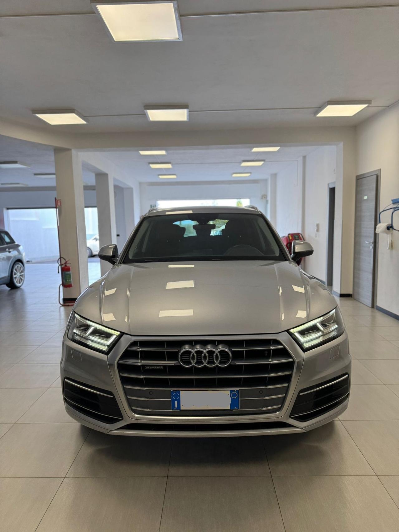 Audi Q5 40 TDI quattro S tronic Business