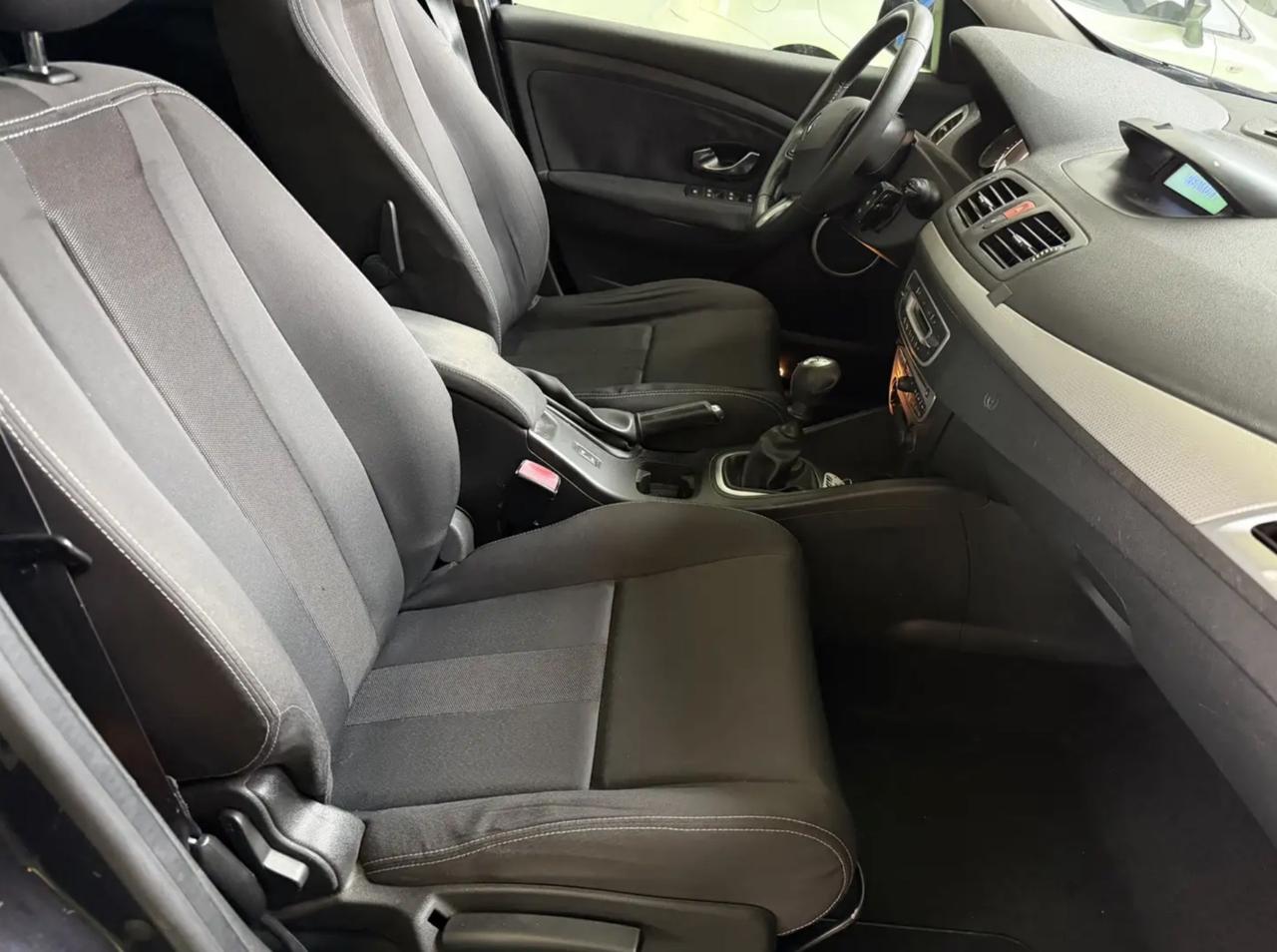 Renault Megane Mégane 1.5 dCi 110CV SporTour Attractive