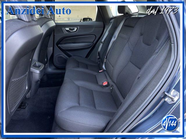 VOLVO XC60 B4 (d) AWD Geartronic Business