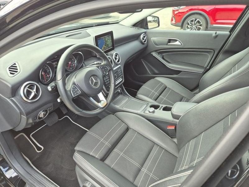 Mercedes-Benz Classe A A 180 d Sport auto my16