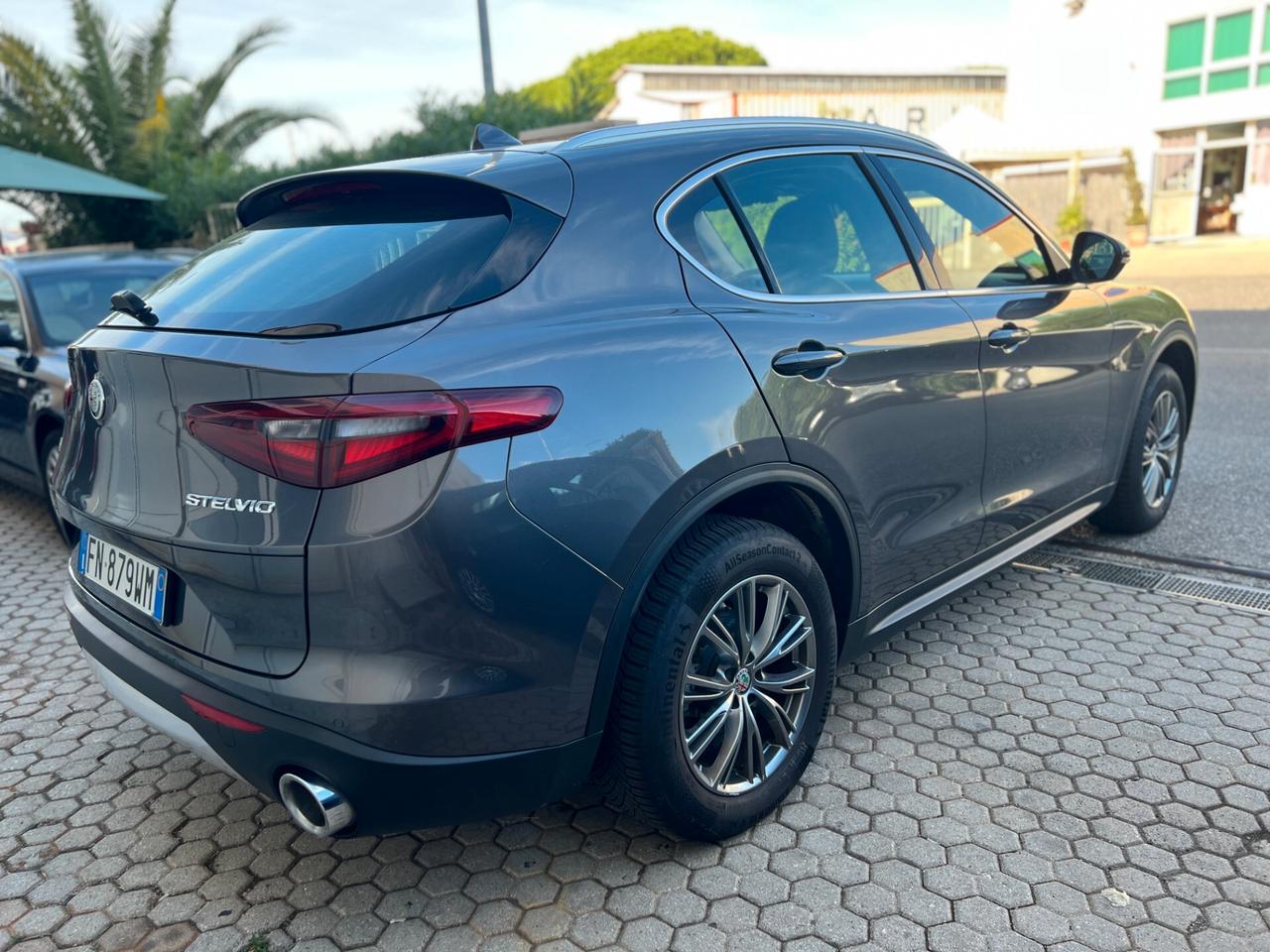Alfa Romeo Stelvio 2.2 Turbodiesel 210 CV AT8 Q4 Business