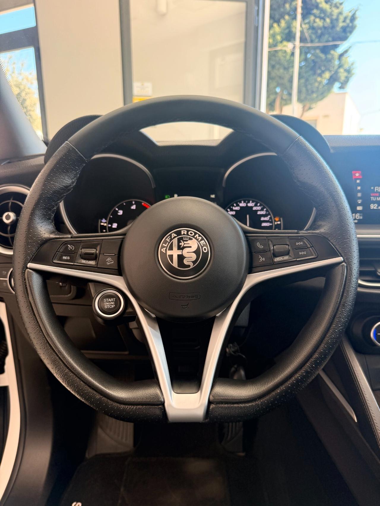 Alfa Romeo Stelvio 2.2 t Super Q4 210cv auto TETTO APRIBILE,TELECAMERA,SEDILI RISCALDABILI,NAVI,ANDROID AUTO,BLOCK SHAF