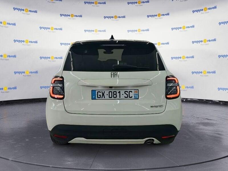 FIAT 600 (2023-->) Hybrid DCT MHEV La Prima
