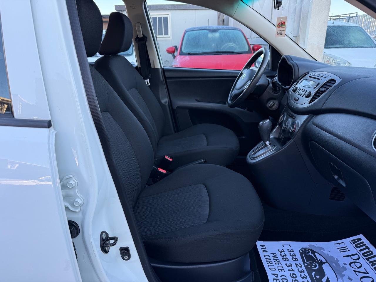 Hyundai i10 1.1 Cambio Automatico