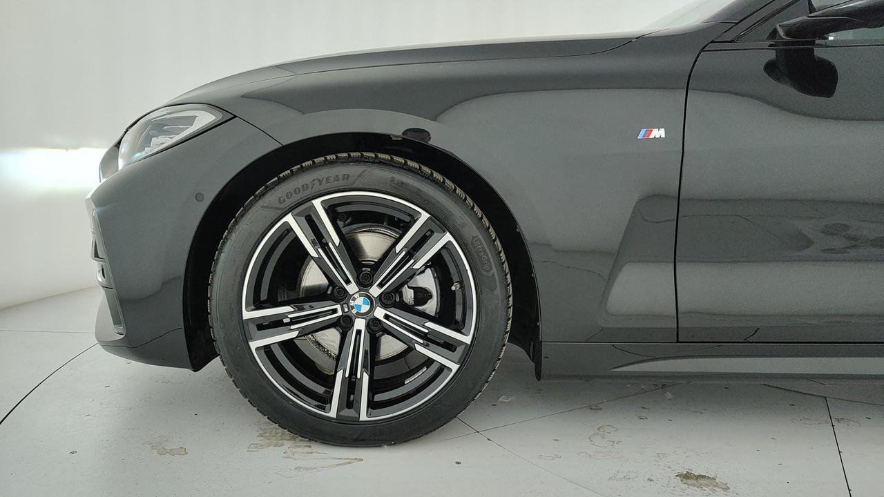 BMW Serie 4 G22 2020 Coupe - 420d Coupe mhev 48V xdrive Msport auto