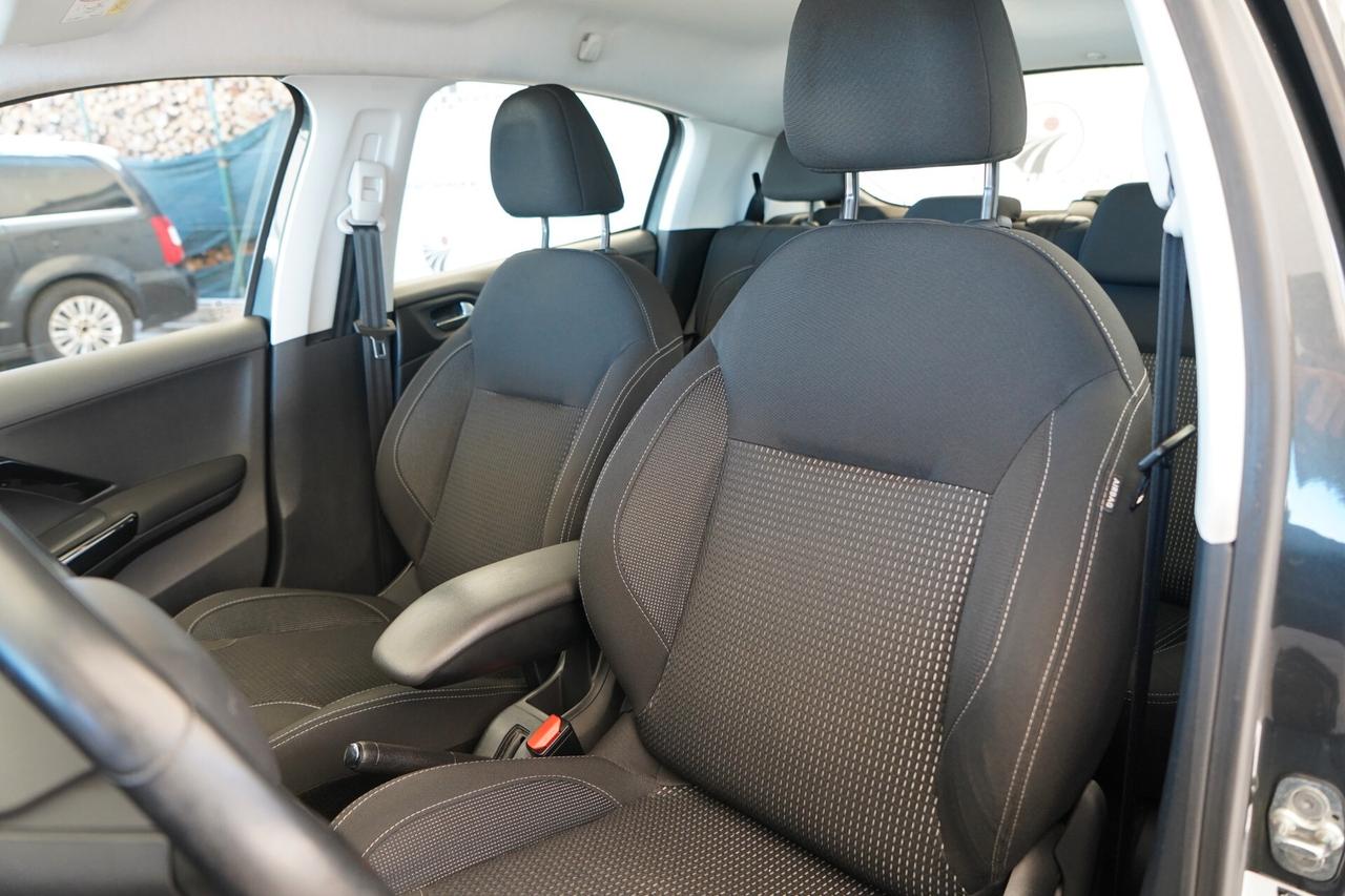 Peugeot 208 1.6 HDi 75 Cv Allure