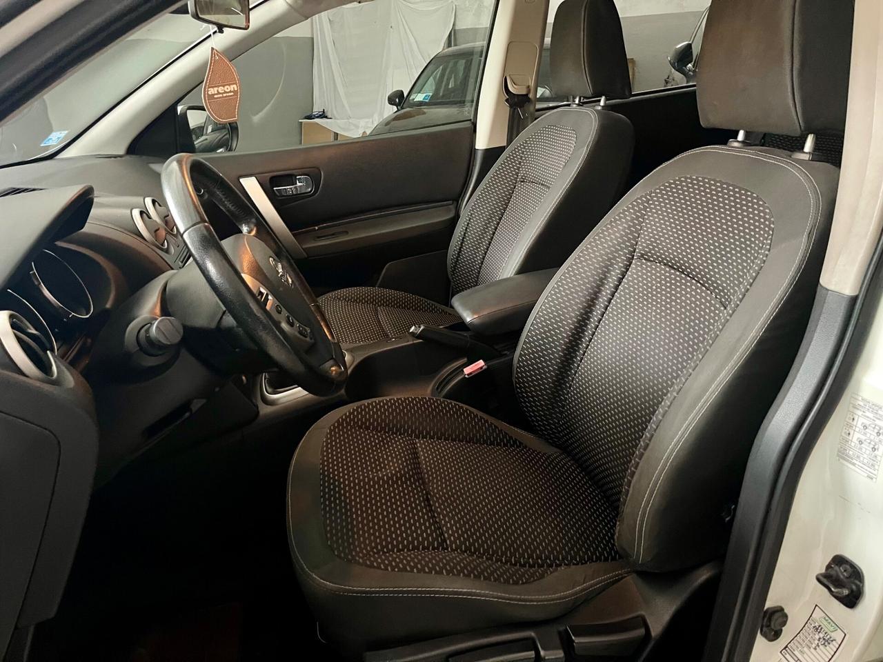 Nissan Qashqai 2.0 dCi DPF Tekna