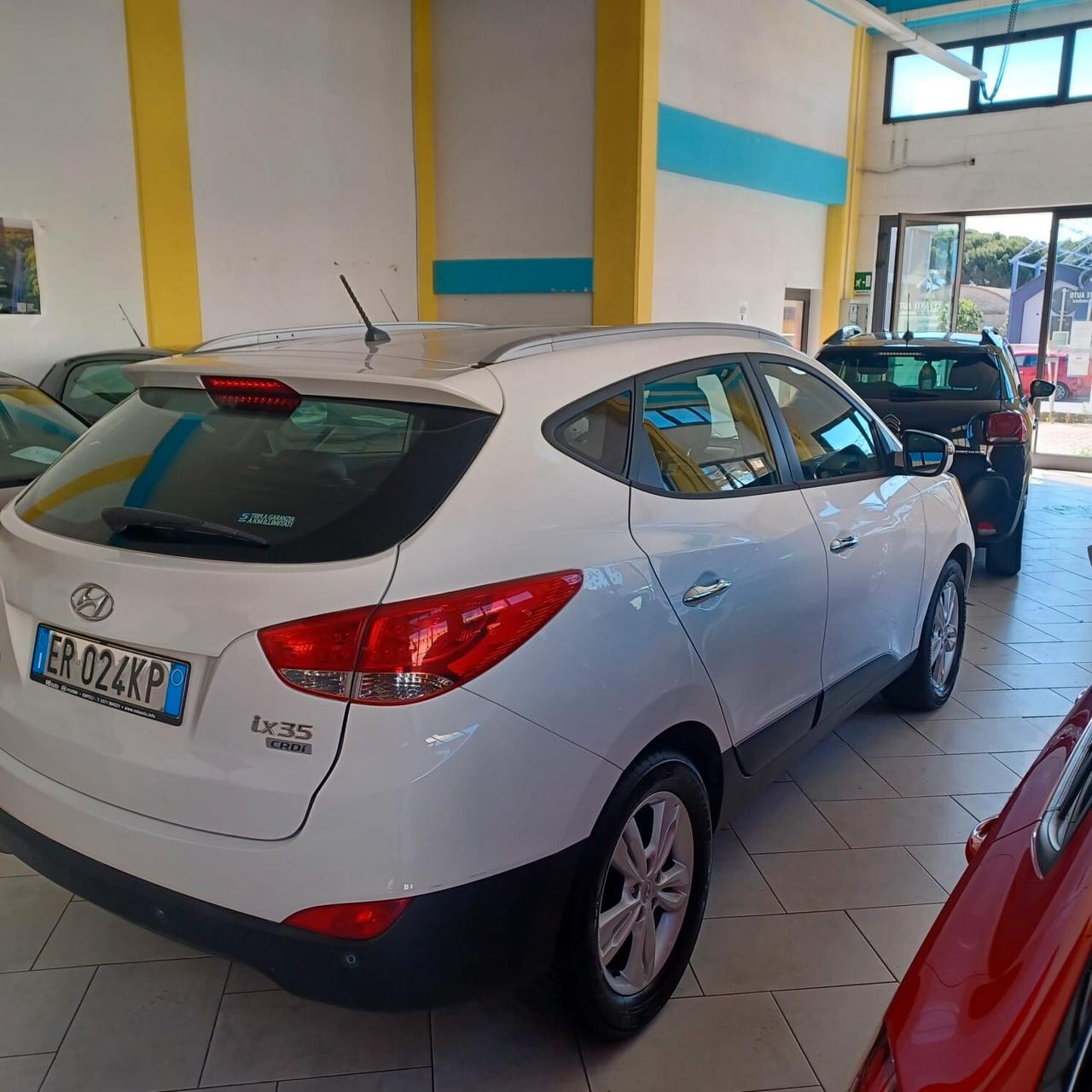 SEMBRA NUOVA HYUNDAI IX35 1.7 TDI
