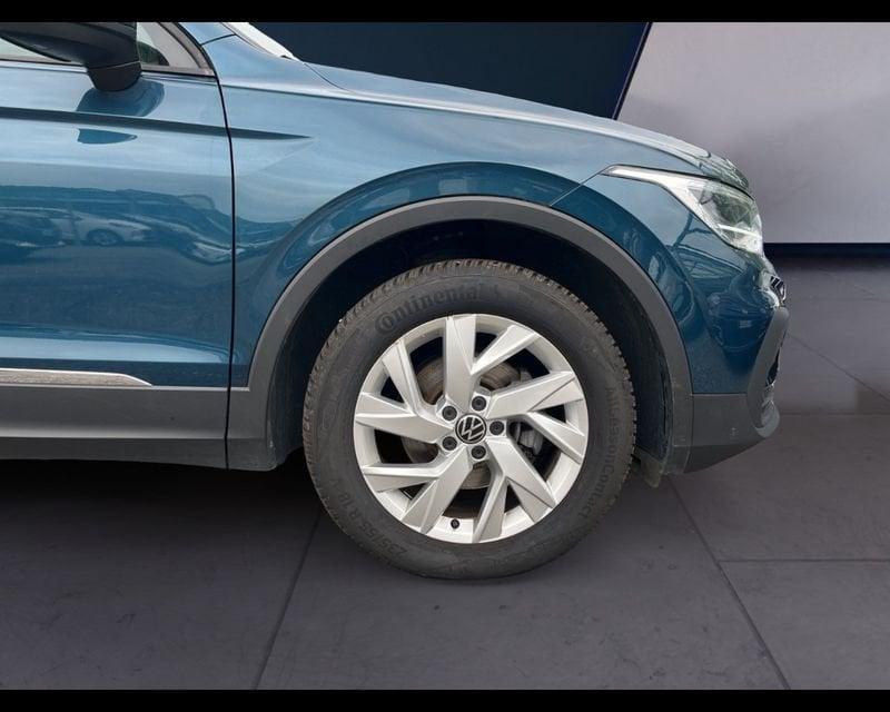 Volkswagen Tiguan II 2021 2.0 tdi scr Life 4motion 150cv dsg