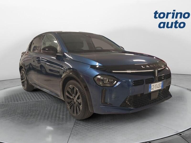 Lancia Ypsilon Ibrida Ibrida Edizione Cassina e-DCT
