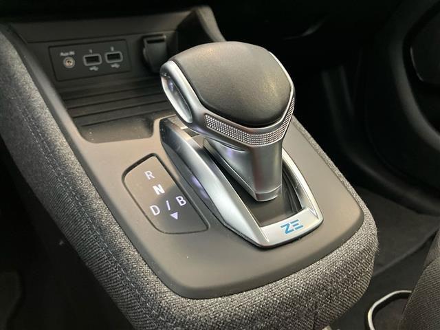 RENAULT ZOE Zen R135 e-shifter Batterie di proprieta'!!