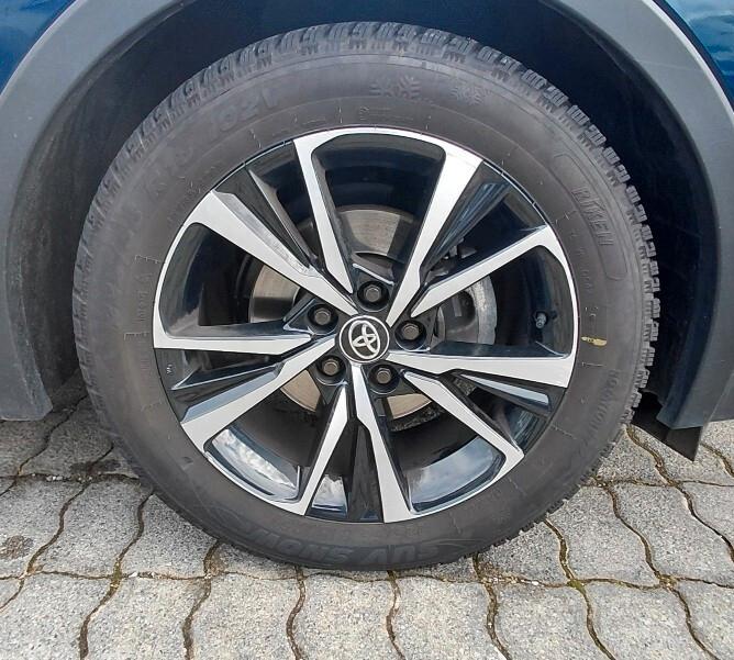 Toyota C-HR 1.8 Hybrid E-CVT Trend