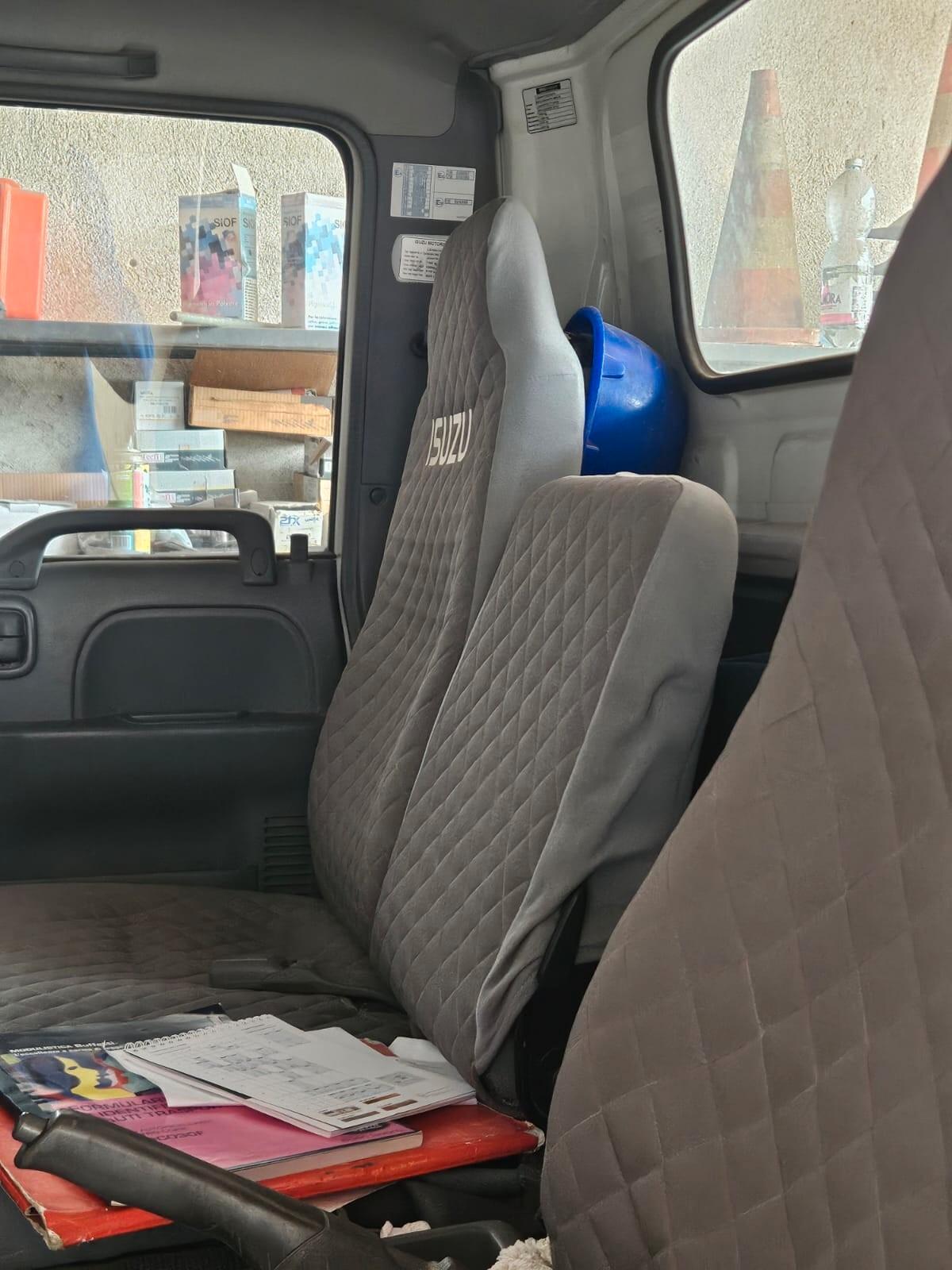 Isuzu