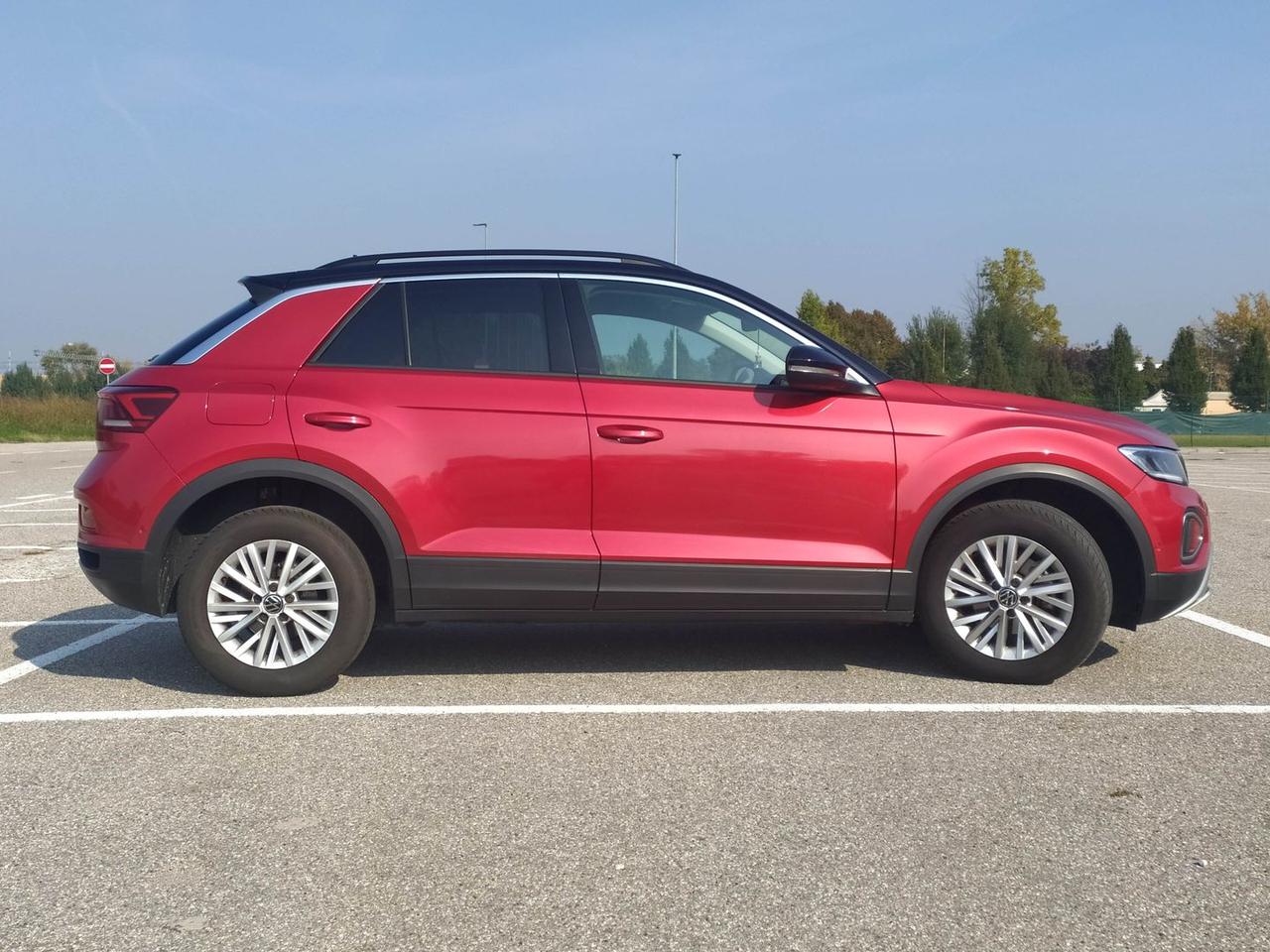 Volkswagen T-Roc R Line 1.0 TSI 110 CV #7284