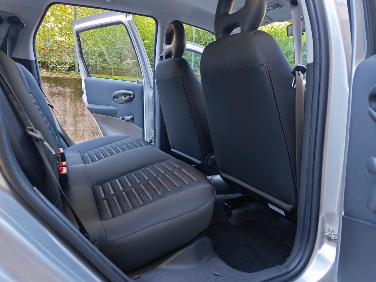 Fiat Punto 1.2 BENZINA 60cv / 30.630km / Unipro