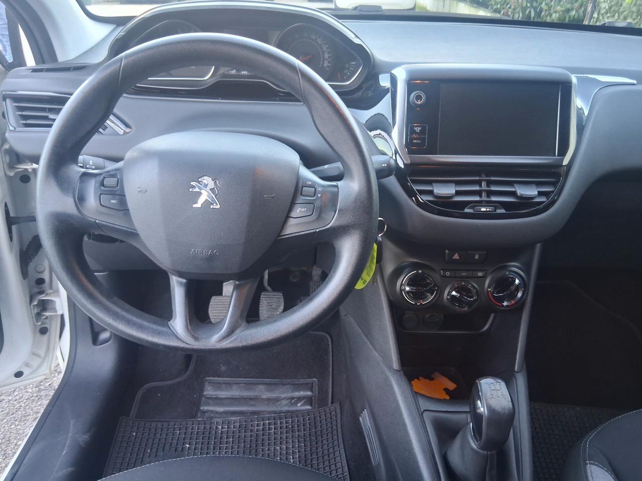 Peugeot 208 1.2 VTi 82 CV 5 porte Allure