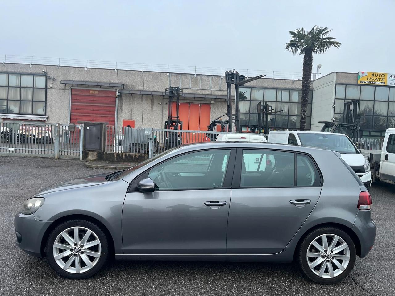 Volkswagen Golf 1.6 TDI DPF 5p. **NEOPATENTATI**