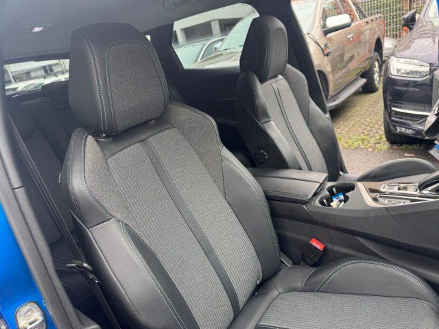 PEUGEOT 3008 BlueHDi 130CV EAT8 Allure Pack (AUTOCARRO)