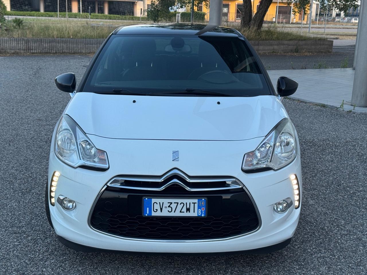 Citroen DS3 3 1.2 VTi 82cv Neopatentati