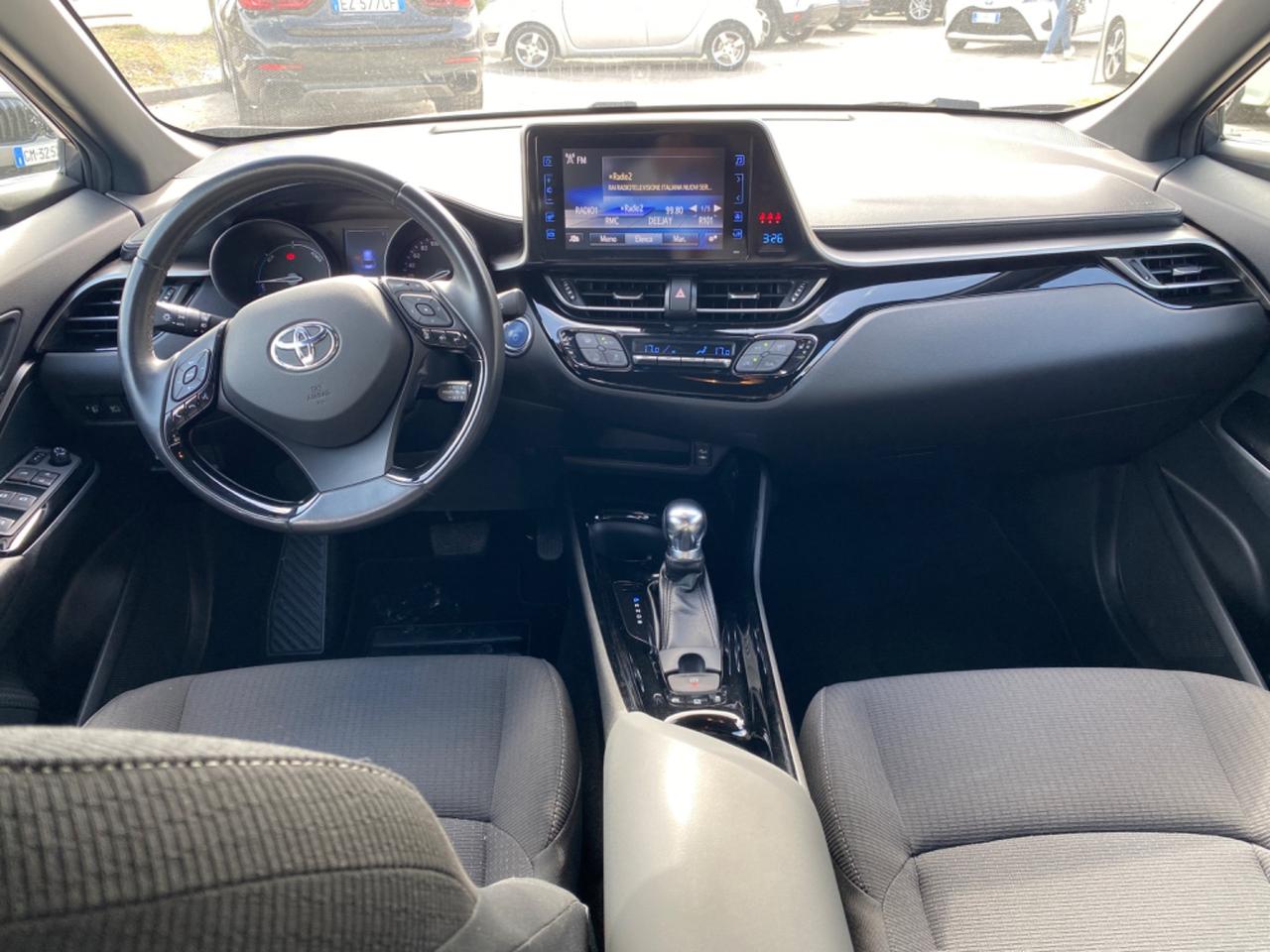 Toyota C-HR 1.8 Hybrid E-CVT Active