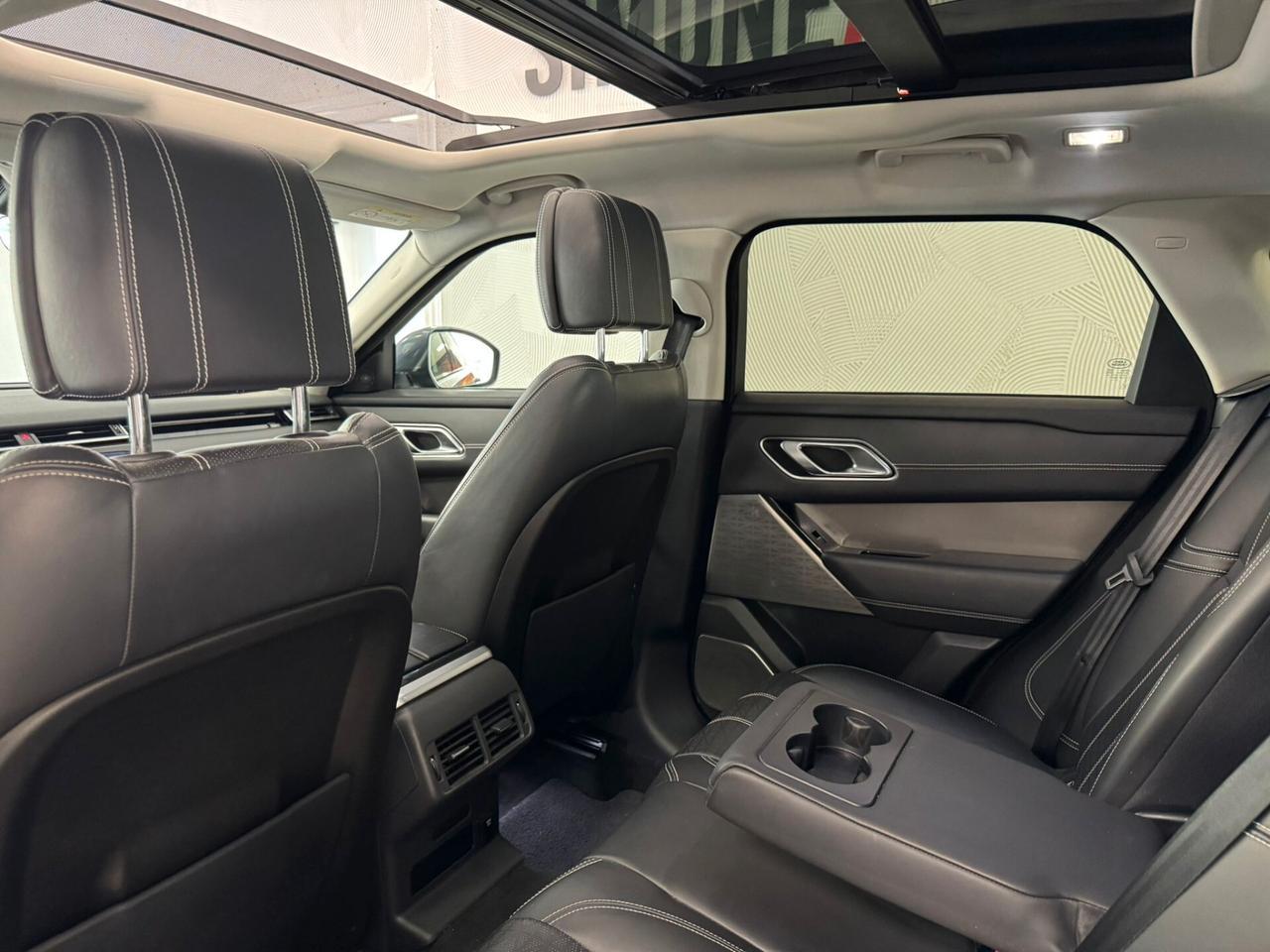 Land Rover Range Rover Velar Range Rover Velar 2.0D I4 240 CV R-Dynamic HSE