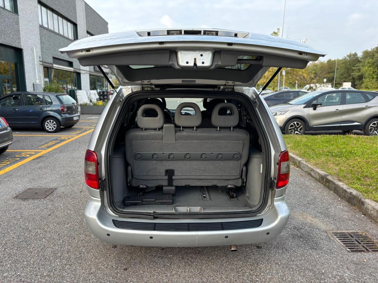 Chrysler Voyager 2.8 CRD LX Leather *Automatik*7Posti*