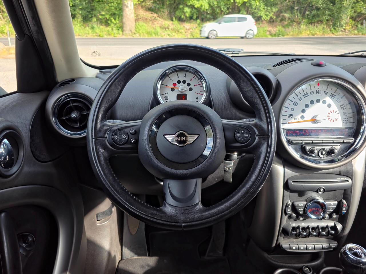 Mini Cooper D Countryman 1.6 ALL4x4 CV-111 2011-E5B Manuale
