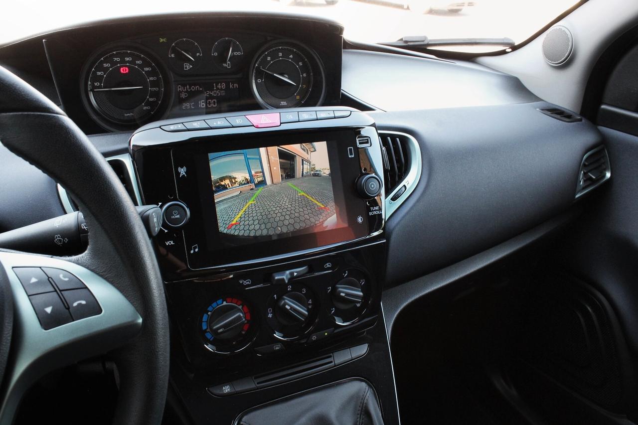 Lancia Ypsilon 1.0 FireFly 5 porte S&S Hybrid Gold Plus-OK NEOPATENTATI