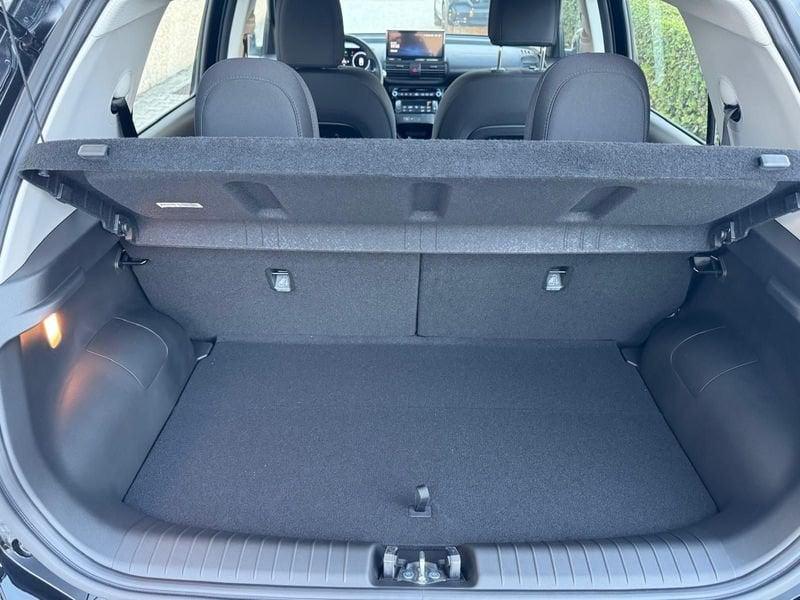 Hyundai Inster 49 kWh XTech + Login Pack - KmZero