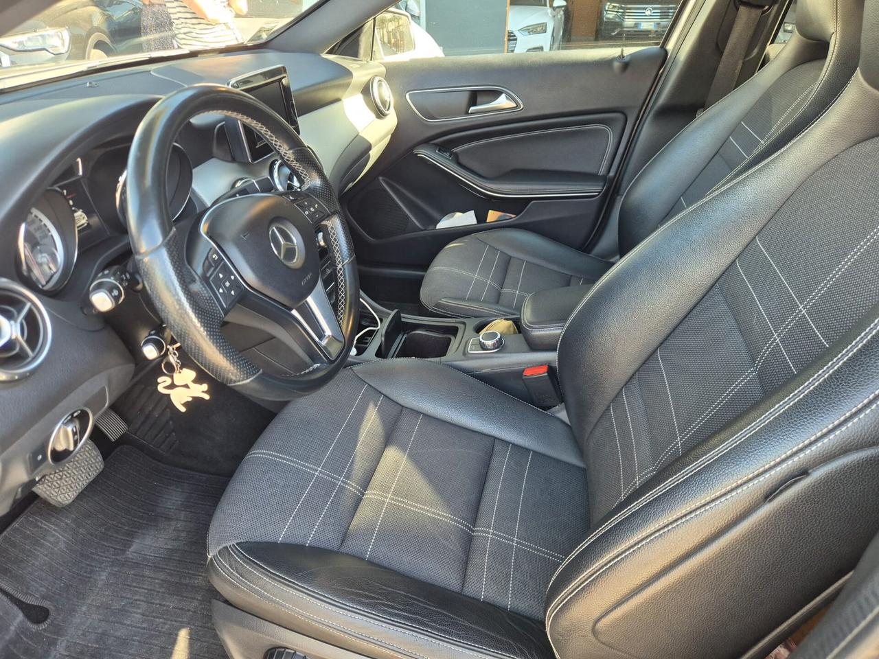 Mercedes-benz GLA 220 CDI Automatic 4Matic Sport