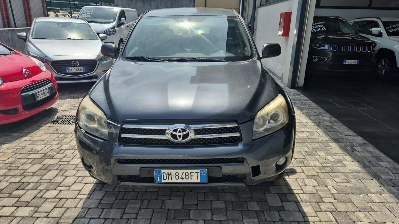 Toyota RAV 4 2.2 4X4 - MOTORE SOSTITUITO A 130.000