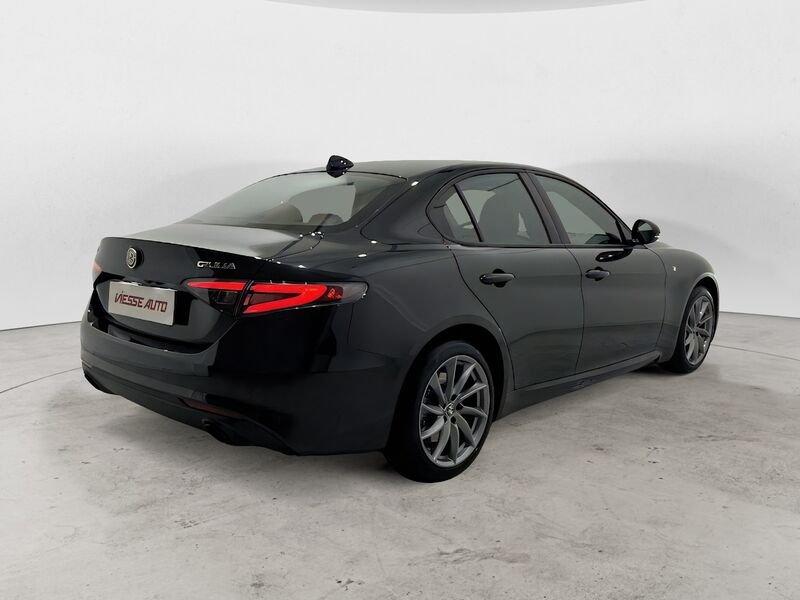 Alfa Romeo Giulia 2.2 Turbodiesel 210 CV AT8 AWD Q4 TI