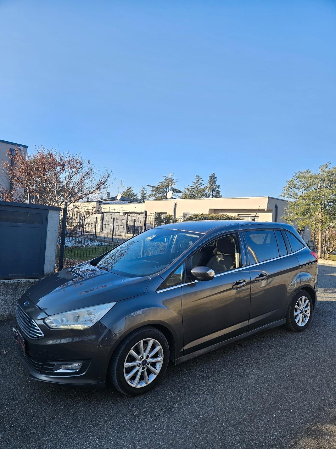 Ford C-Max 7 POSTI