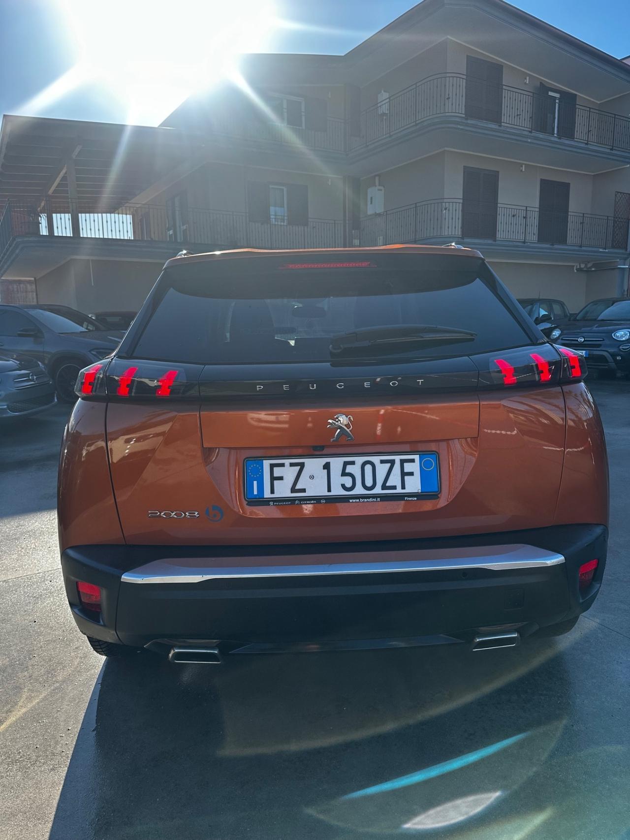 Peugeot 2008 PureTech 130 S&S Allure Navi Pack