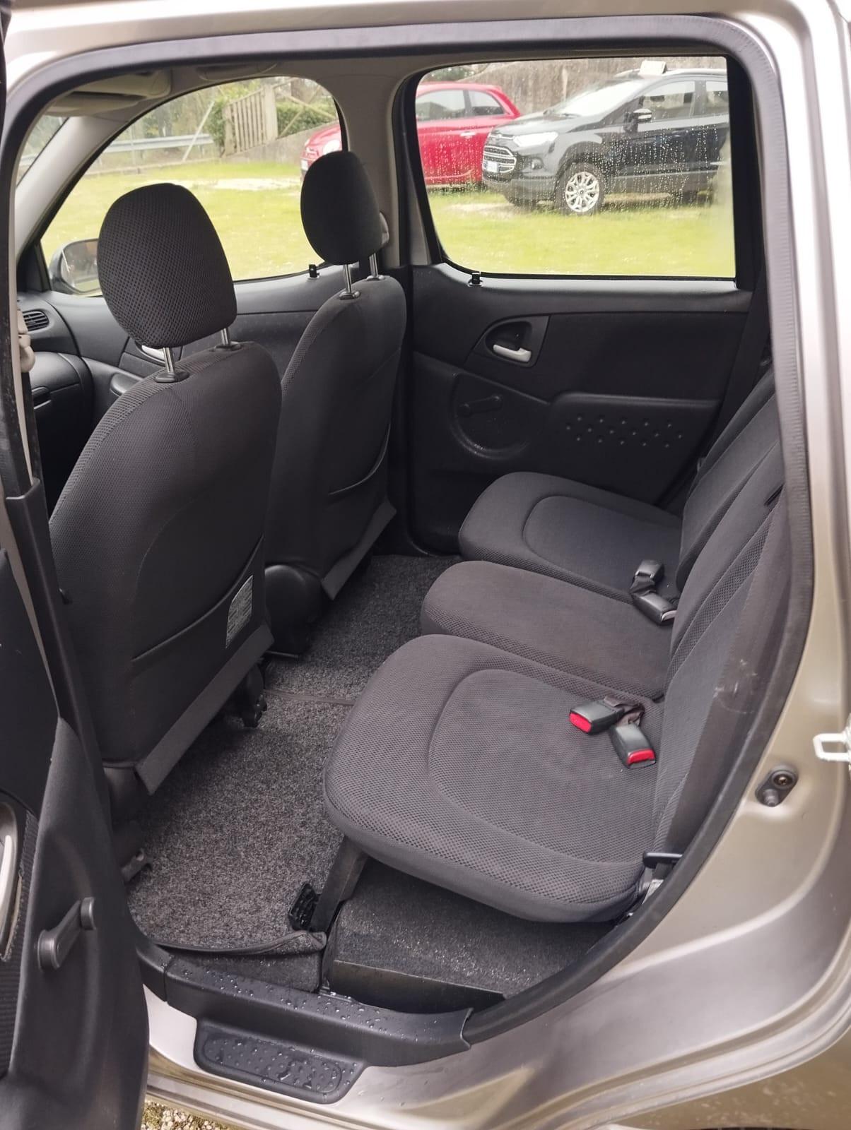 Toyota Yaris Verso 1.3i 16V cat Sol