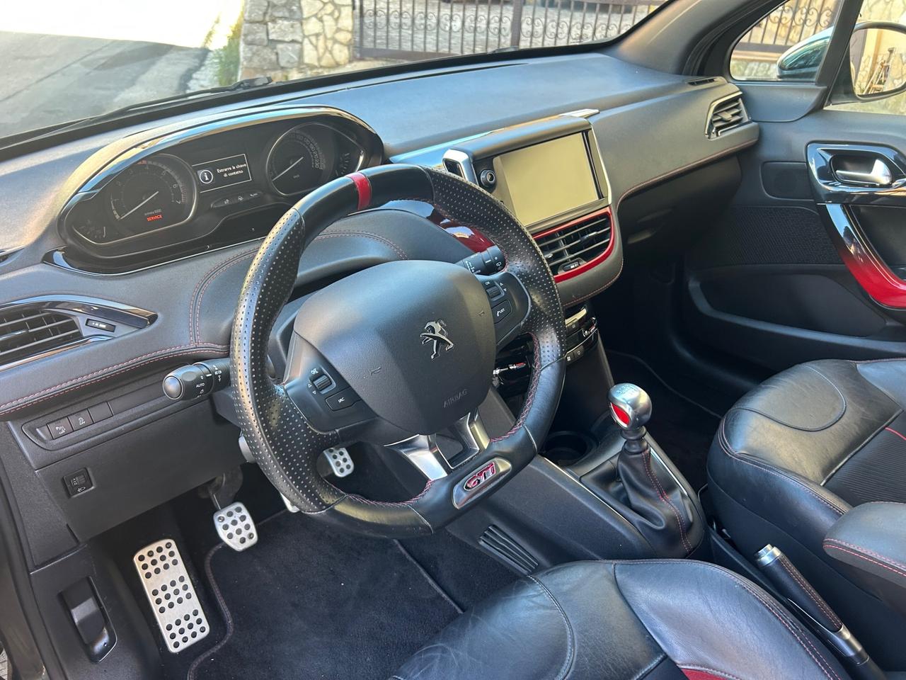 Peugeot 208 1.6 THP 200 CV 3 porte GTi