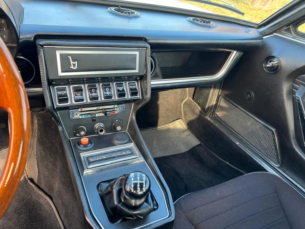 Alfa Romeo Montreal 2.600 V8