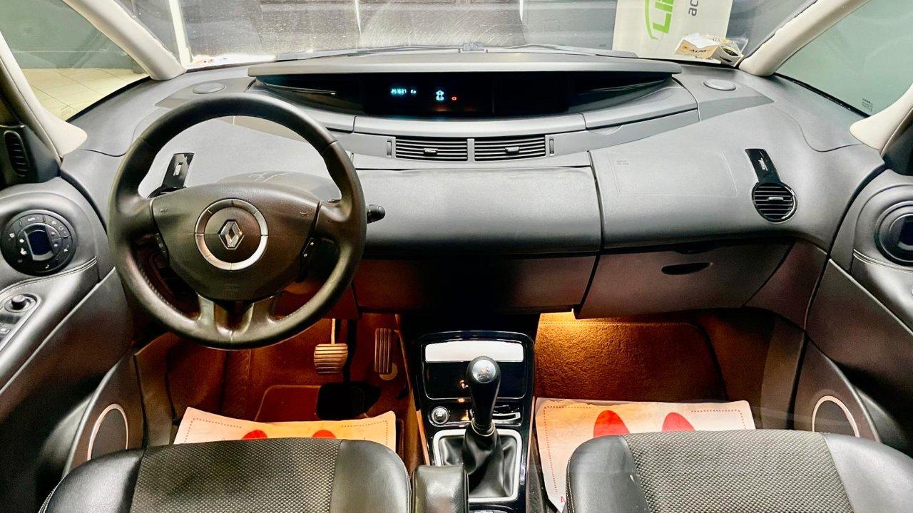 Renault Espace 2.0 dci 16v Initiale 175cv proactive