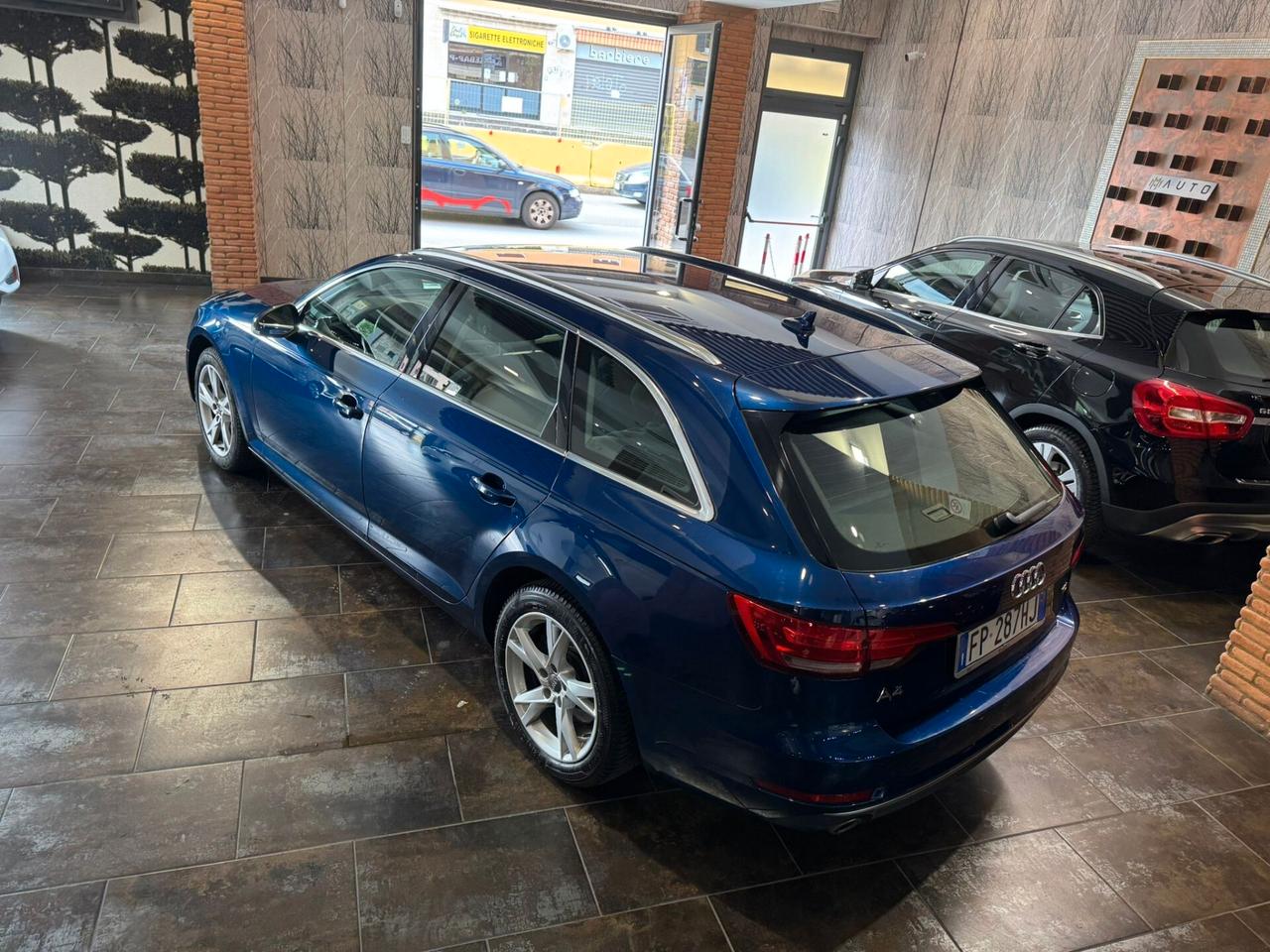 Audi A4 Avant 2.0 TFSI S tronic g-tron Business