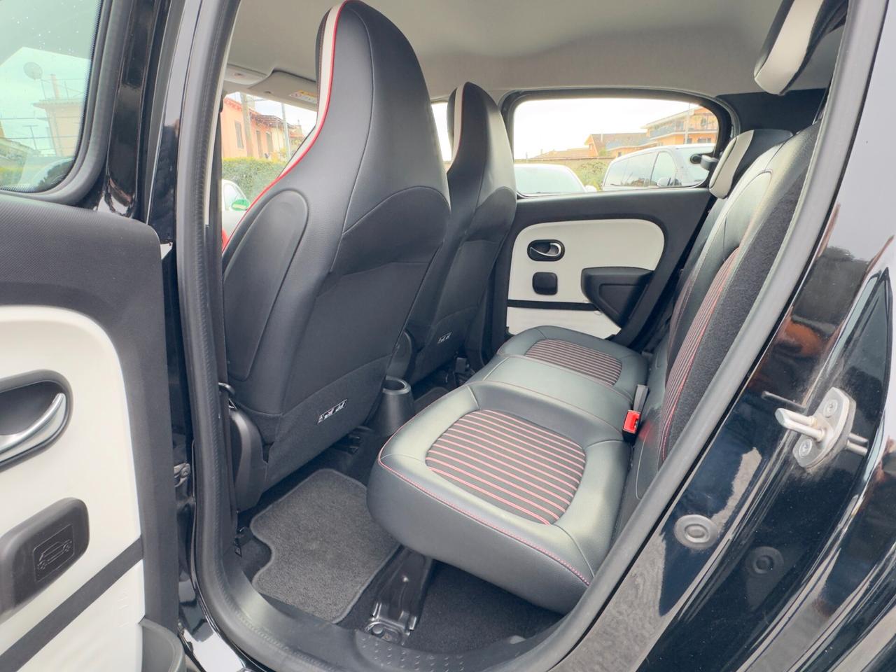 RENAULT TWINGO 70CV INTENS CERCHI 16" PELLE MONITOR CLIMA AUTOMATICO