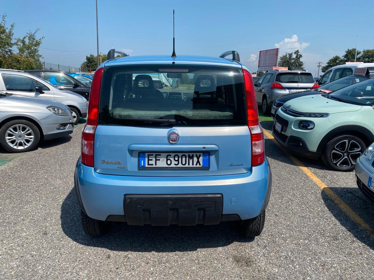 Fiat Panda 1.3 MJT 16V DPF 4x4 Climbing