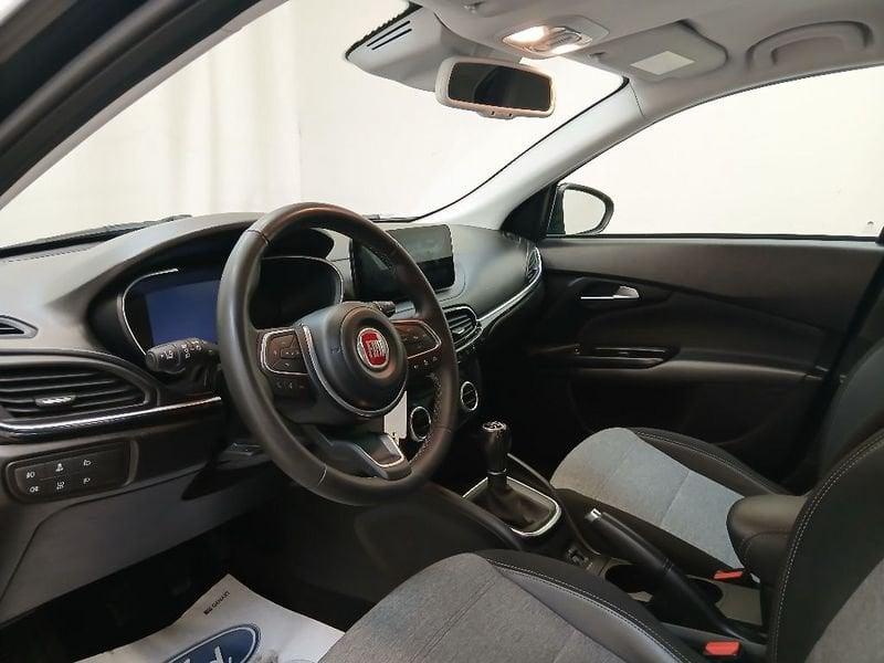 FIAT Tipo 5p 1.0 Cross 100cv