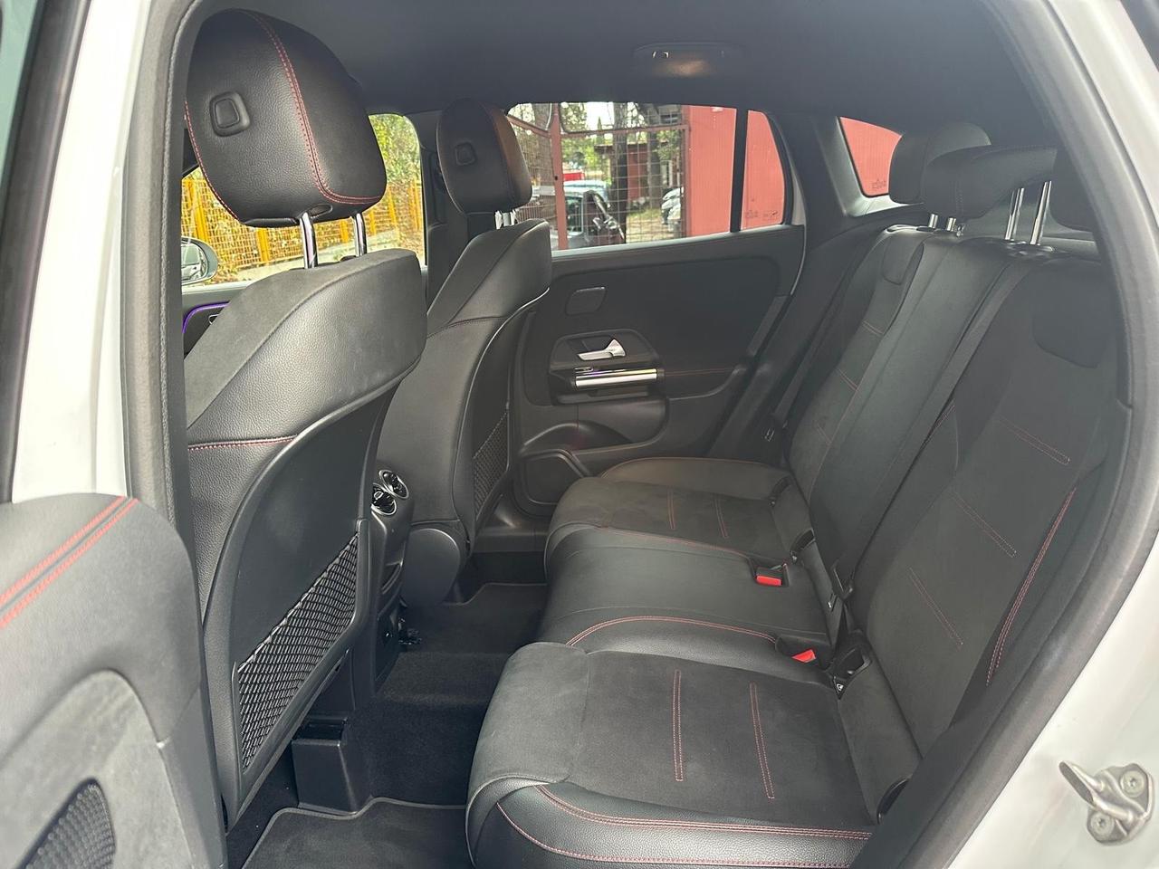 Mercedes-benz GLA 200 Automatic Premium amg kamera *promo*