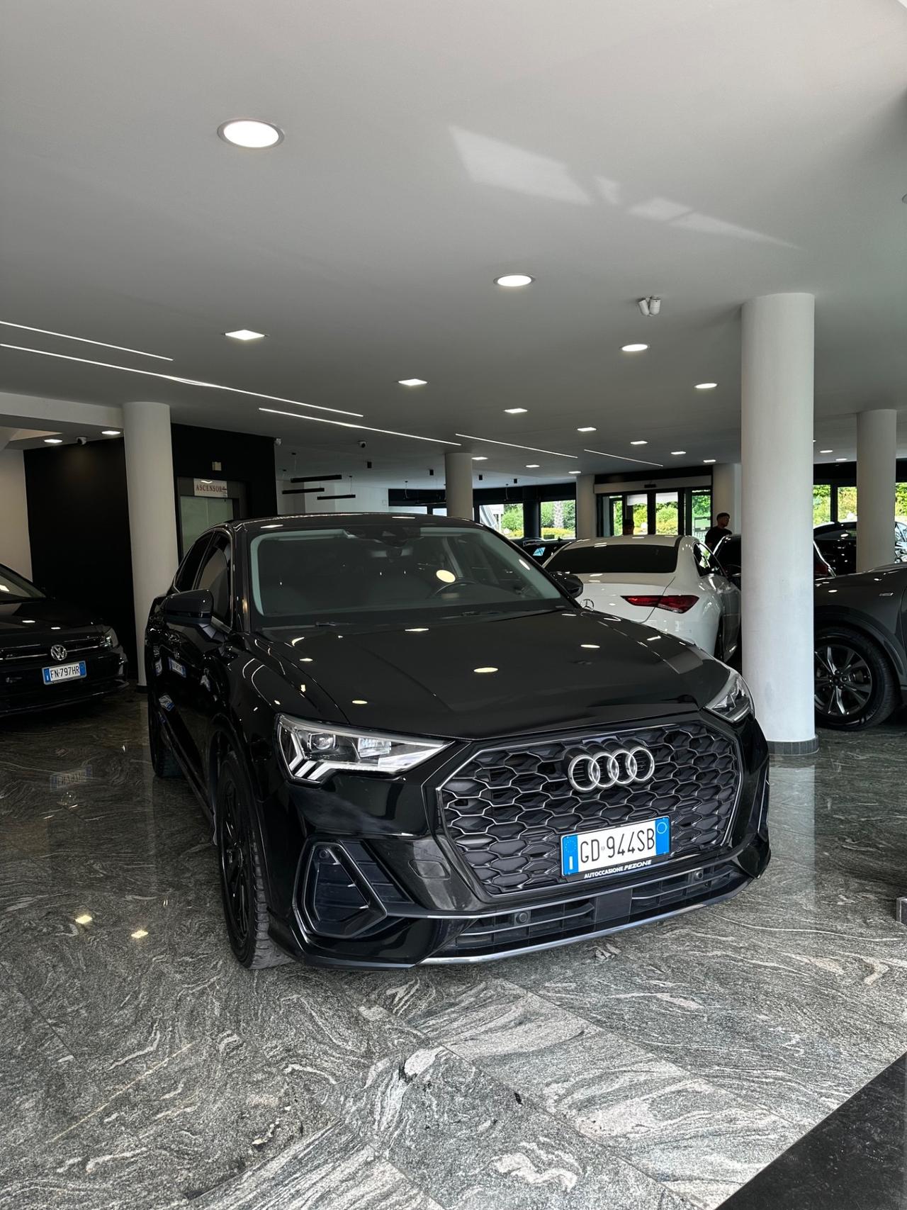 Audi Q3 35 TDI S tronic