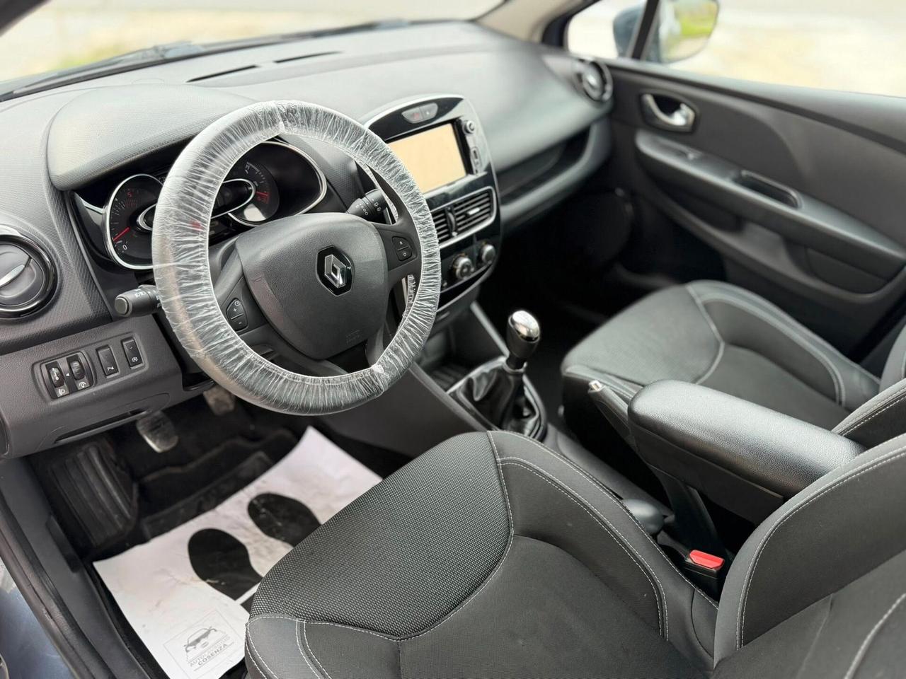 Renault Clio dCi 8V 75 CV Start&Stop 5 porte Energy Intens