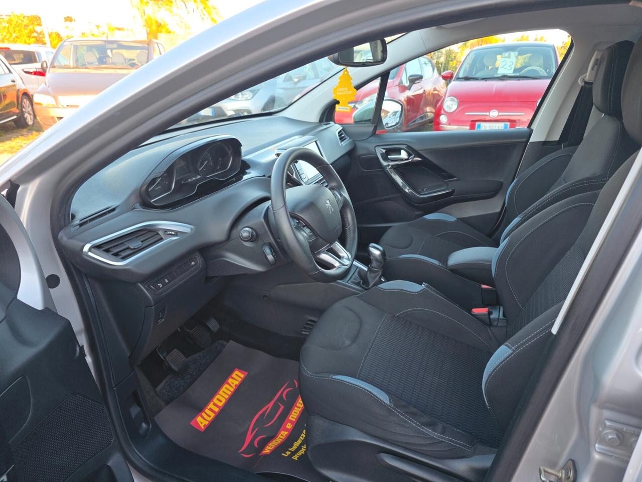 Peugeot 208 1.2 VTi Allure